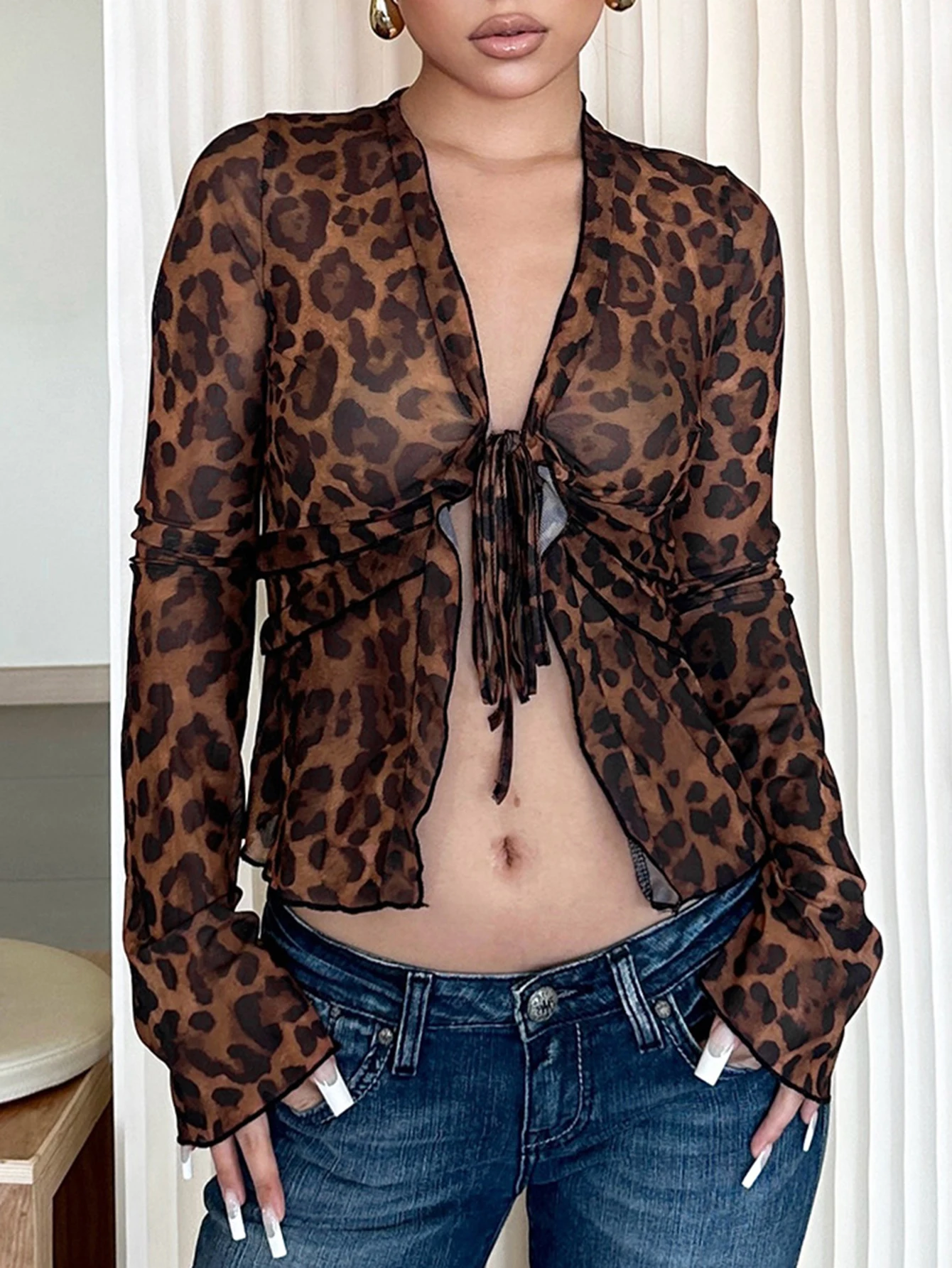 

Женская осенняя блузка, сексуальный укороченный уличный топ с леопардовым принтом на шнуровке и длинными рукавами, v-образным вырезом