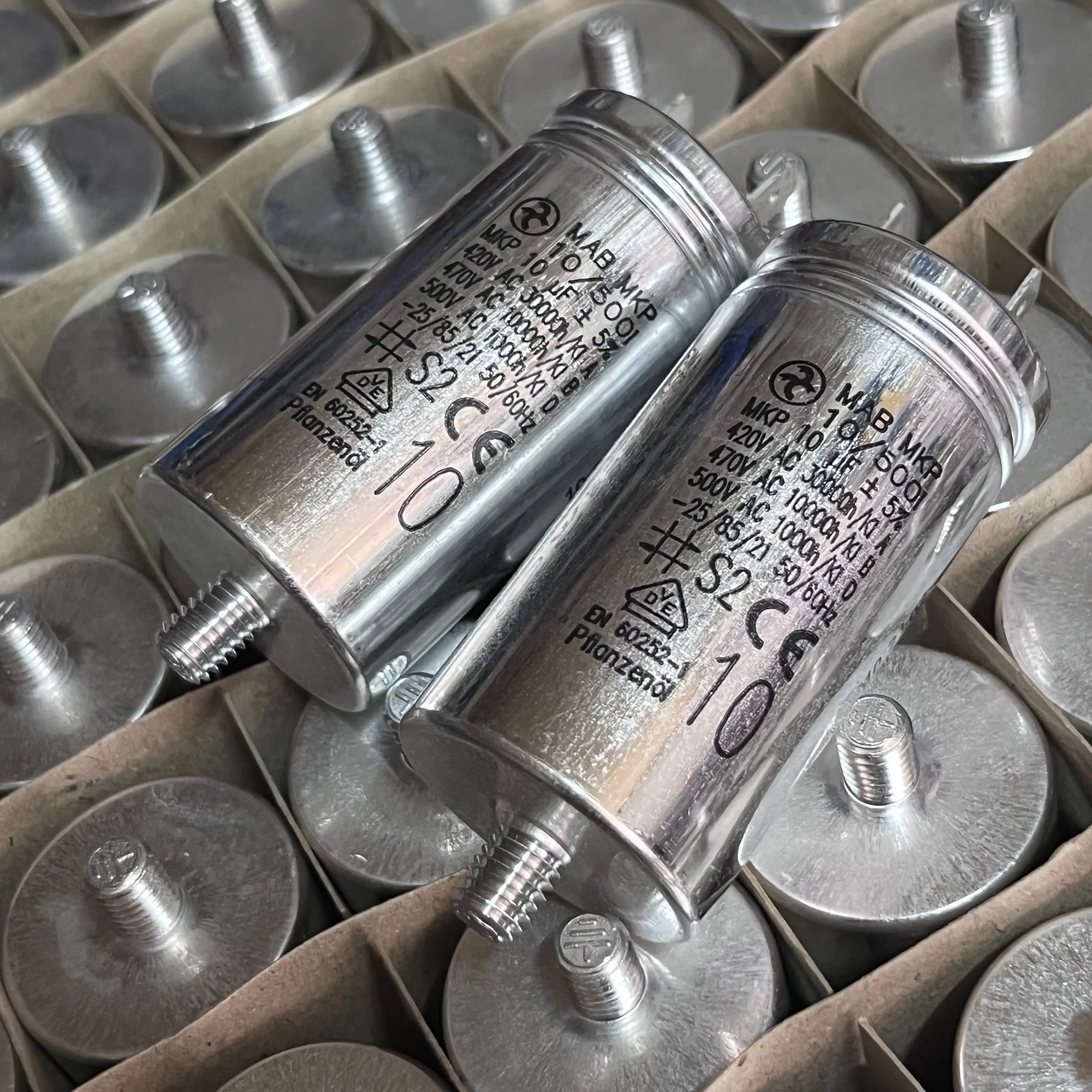 New original box. Germany. MAB MKP 10UF 500V AC. High-quality oil-immersed non-linear capacitor. 35*62.5MM