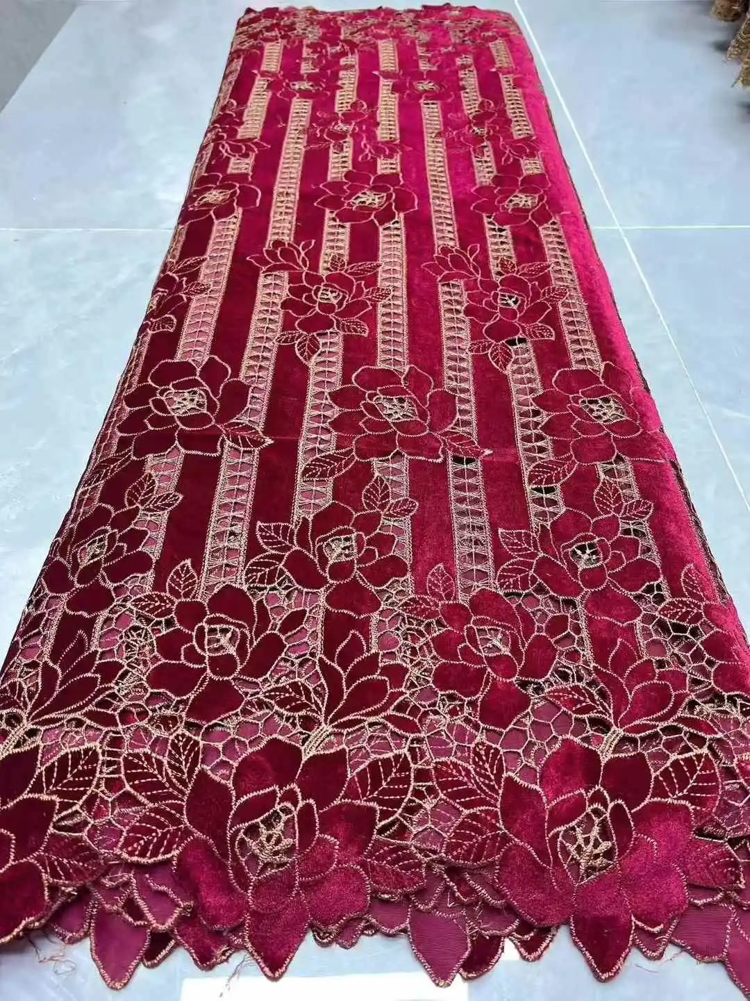 African Velvet Mesh Lace Fabric Wholesale High Quality Nigerian French Lace Embroidery for Sewing Party Dresses 2026