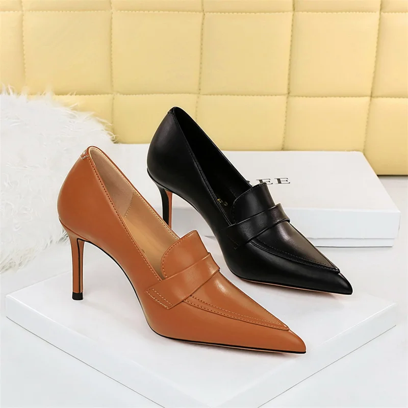 Elegant Women High Heels Pumps Wedding Bridal Classic Leather Retro Pointed Toe Slip On Brown Black Office Party Single Shoes