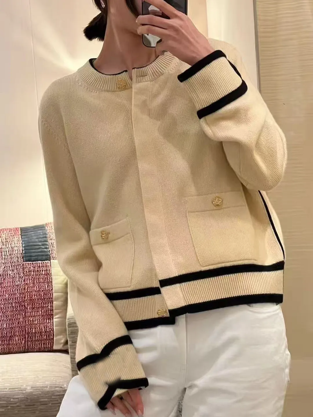 2026 New Women's Color Block Knit Cardigan Long Sleeve Crew Neck Buttoned Lightweight Elegant Coat