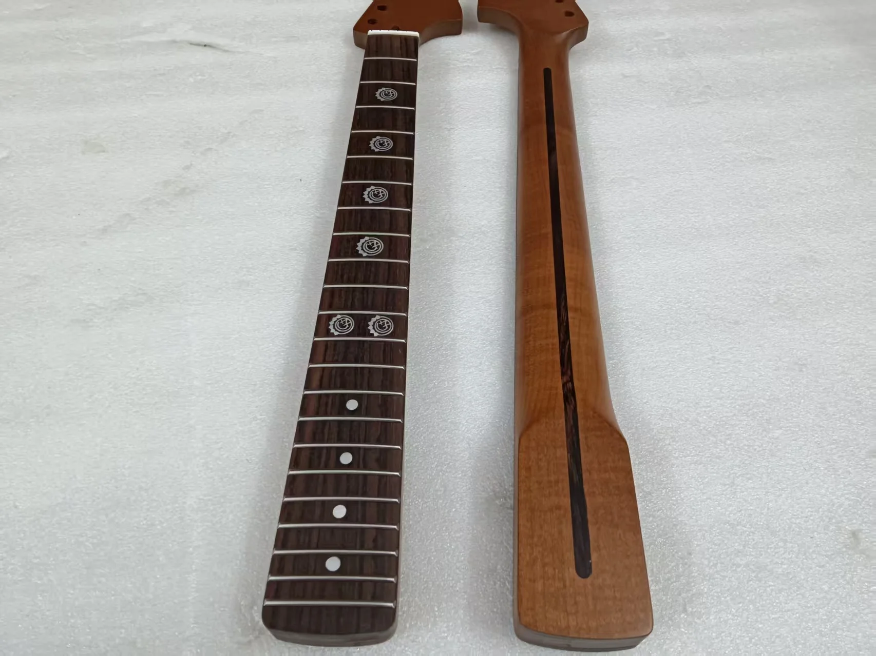 Гриф для гитары 24 дюйма (610  – обзор и цена Musical Instrument Logo