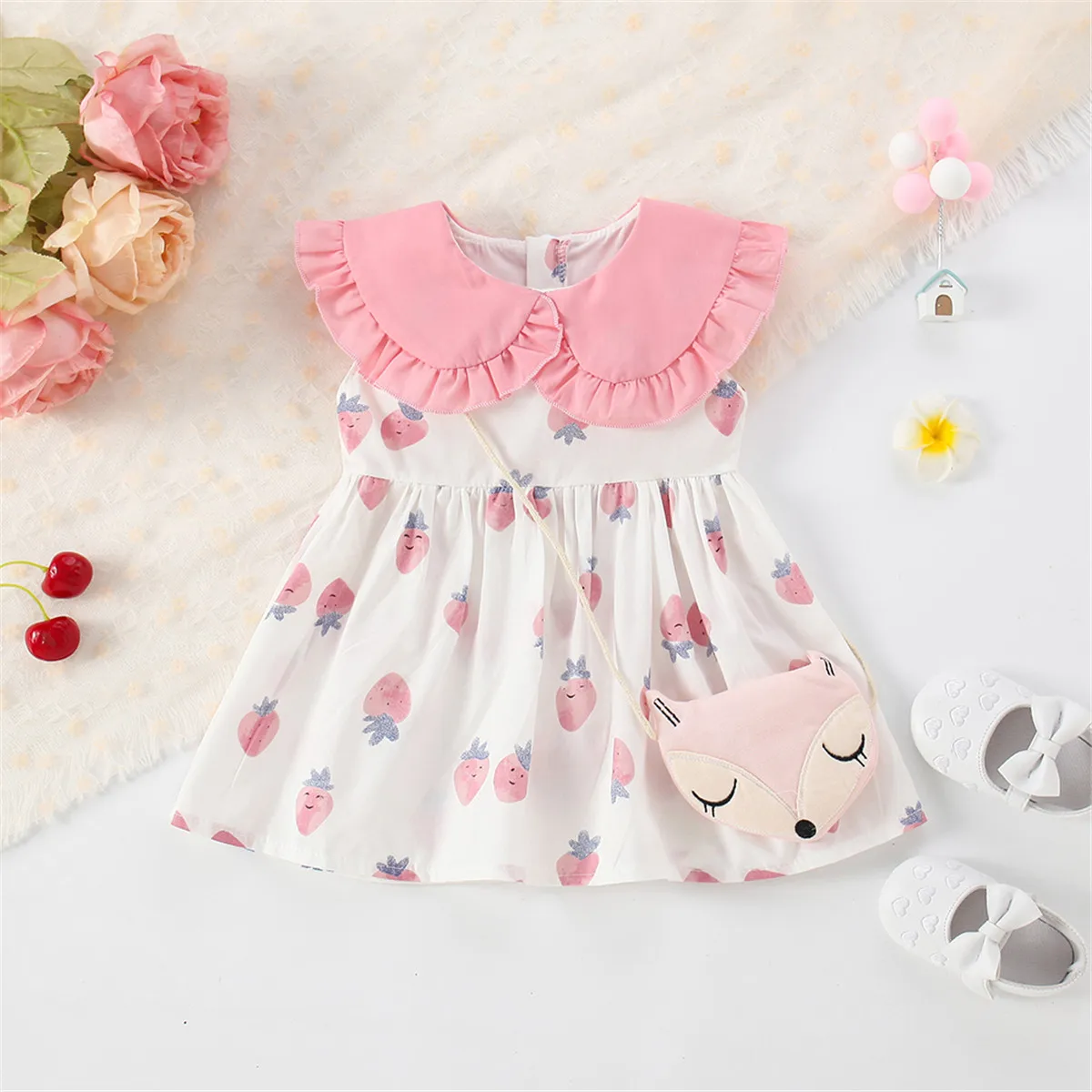 Summer New Baby Girls Dress Strawberry Print + Fox Crossbody Bag Lapel Ruffle Lace Lace Sweet Princess Dress Birthday Party Dres