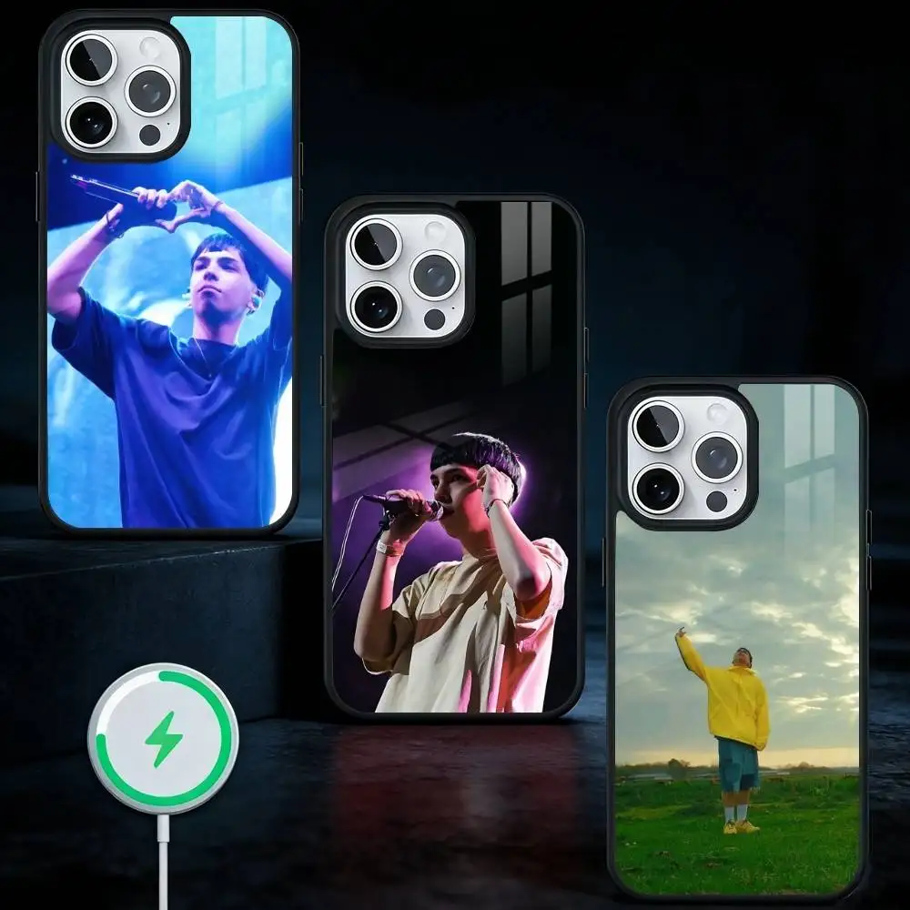 

Singer M-Milo J Phone Case For iPhone17,16,15,14,13 Plus,Pro Max Magnetic For Magsafe Wireless Charging