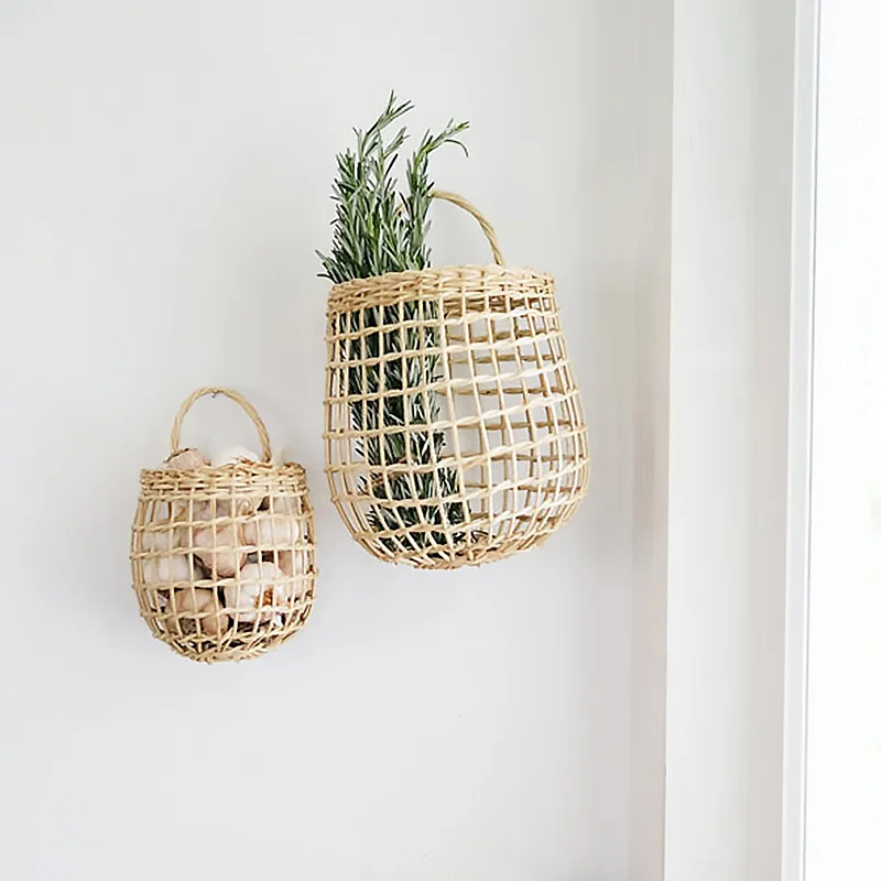 Retro Wall Hang Basket Small Flower Basket Kitchen Utensils Hang Basket Nordic Vine Woven Kitchen Ginger Garlic Storage Basket