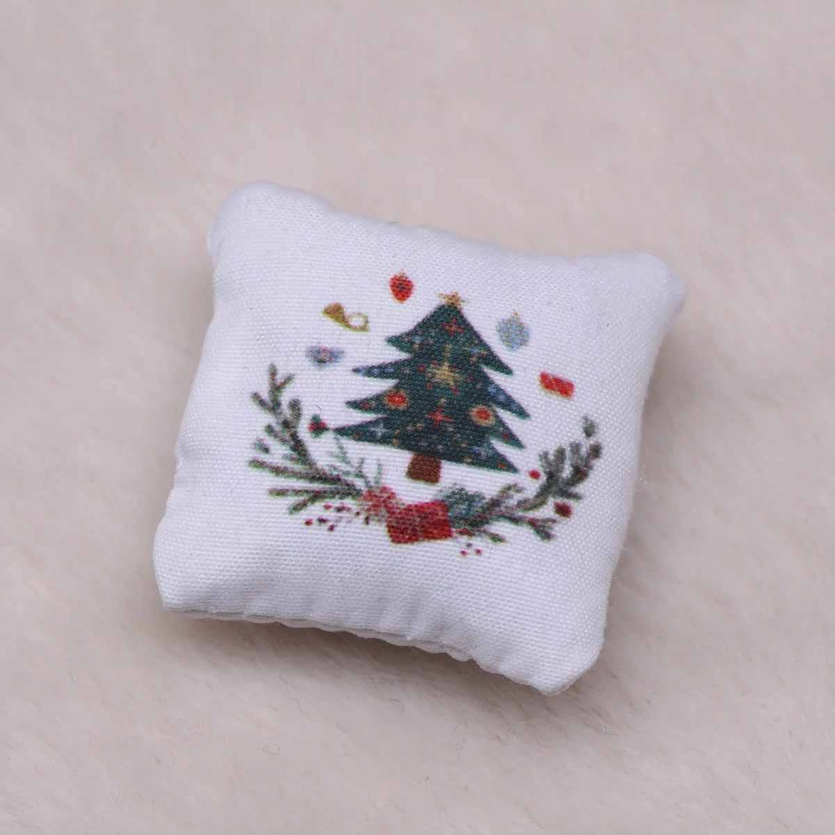 Dollhouse Mini Pillow Christmas Snowman Pillow Home Living Room Scene Miniature Home Decor Prop Model Decoration Desktop Decor
