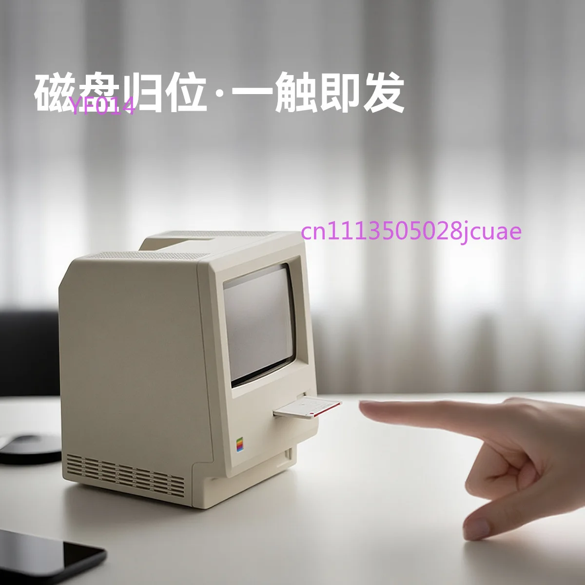 

Retro Classic Macintosh Alarm Clock Tech Sense Digital Clock Desktop Ornament New Arrival