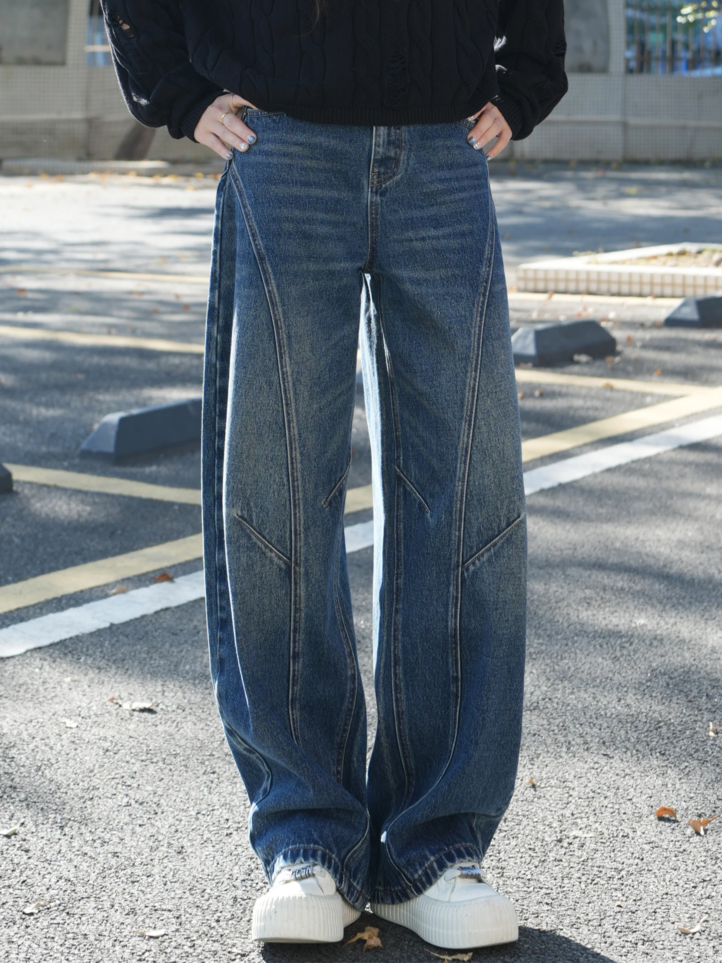 

High Waist Wide Leg Knife Jeans Women's Spring Autumn 2026 New Popular Slimming Scythe Pants Casual Style Denim Jeans