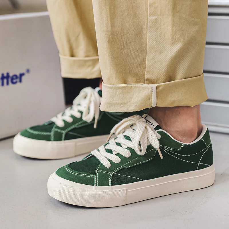 Harajuku style Green Men Canvas Shoes Designer Skateboard Flats Sneakers Man Breathable Vulcanized Shoes Men Low Casual Shoes