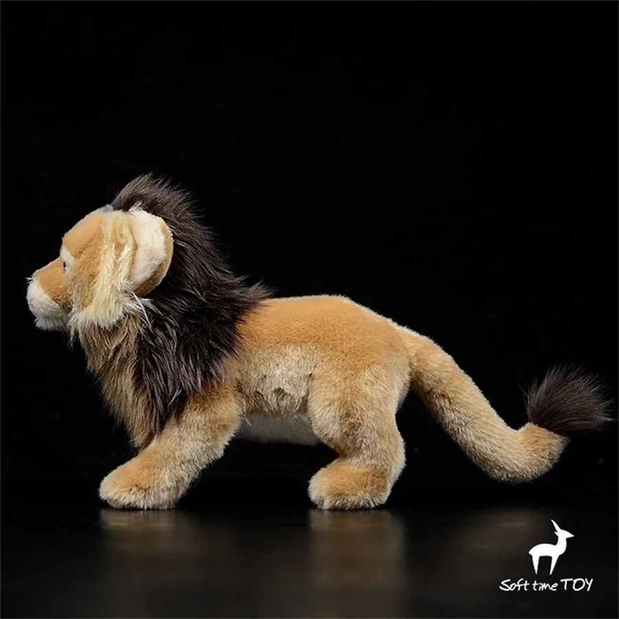 Leone Peluche Ad Alta Fedeltà Lioness Peluche Africano Pianura Peluche Realistici Animali di Peluche Bambola di Simulazione Kawai Giocattolo Regali Per Bambini