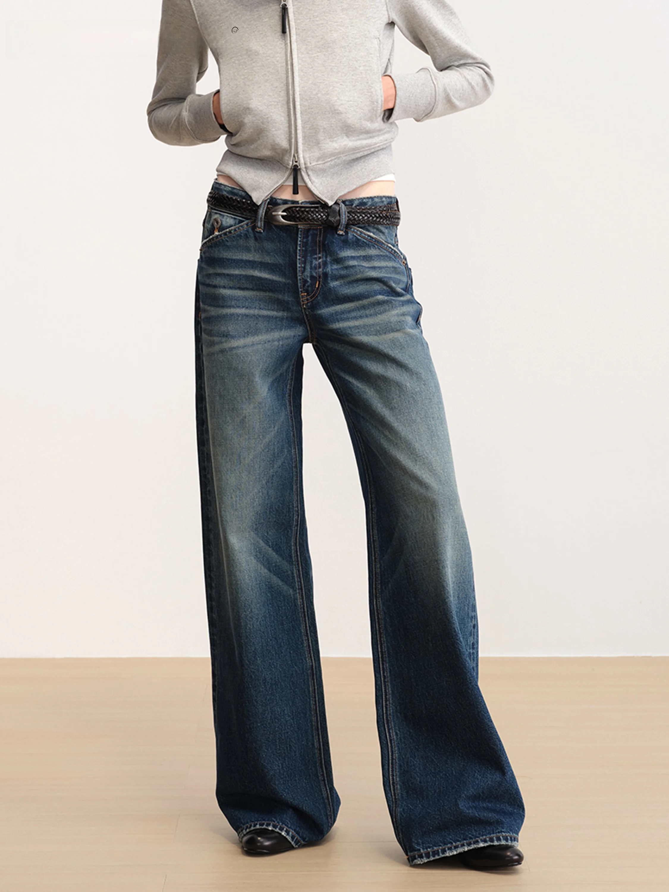 

Джинсы True by Nature винтажного синего цвета с низкой посадкой, прямые, с эффектом потертости, свободного кроя, на молнии, повседневные брюки