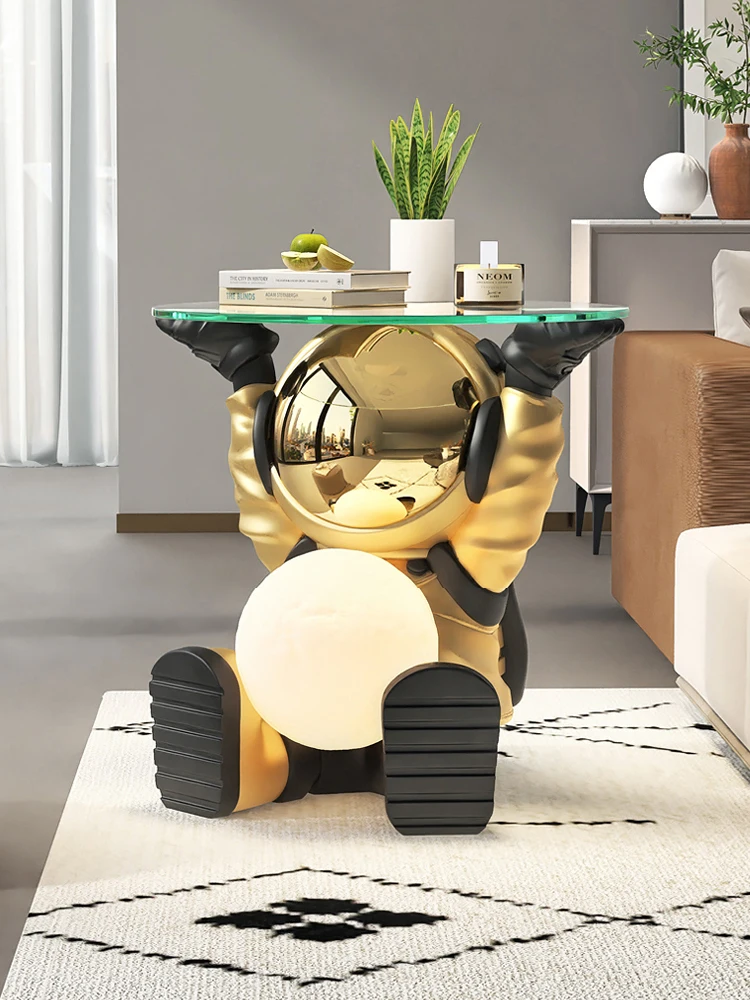 

Home Decor Astronaut Statue Glass Tea Table Floor Decoration Nordic Living Room Large Sculpture Coffee Tables Housewarming Gifts