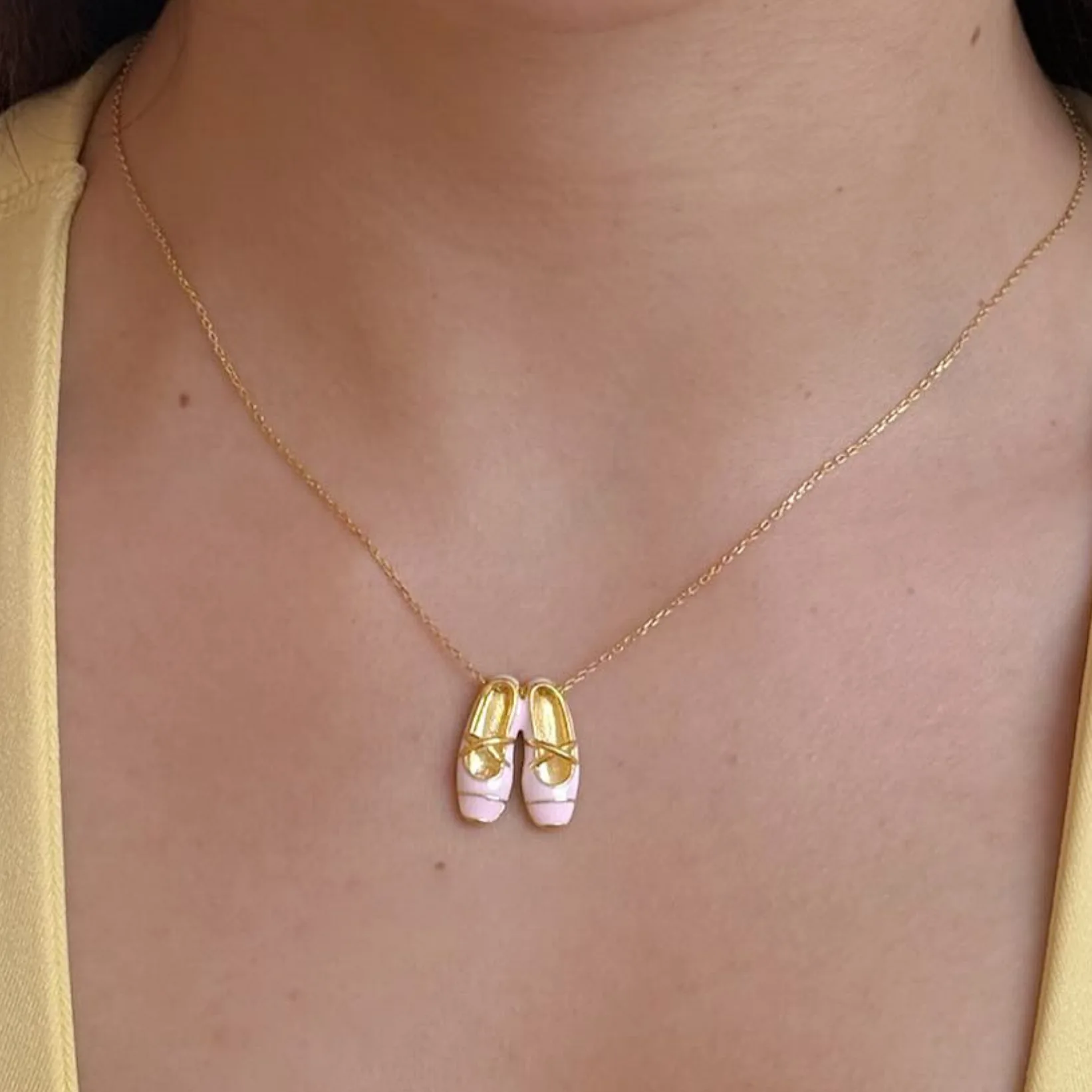 Stainless Steel 18K Gold-Plated Sweet Romantic Ballet Shoe Pendant Necklace Exquisite Brass Chain Jewellery Women's Party Gift