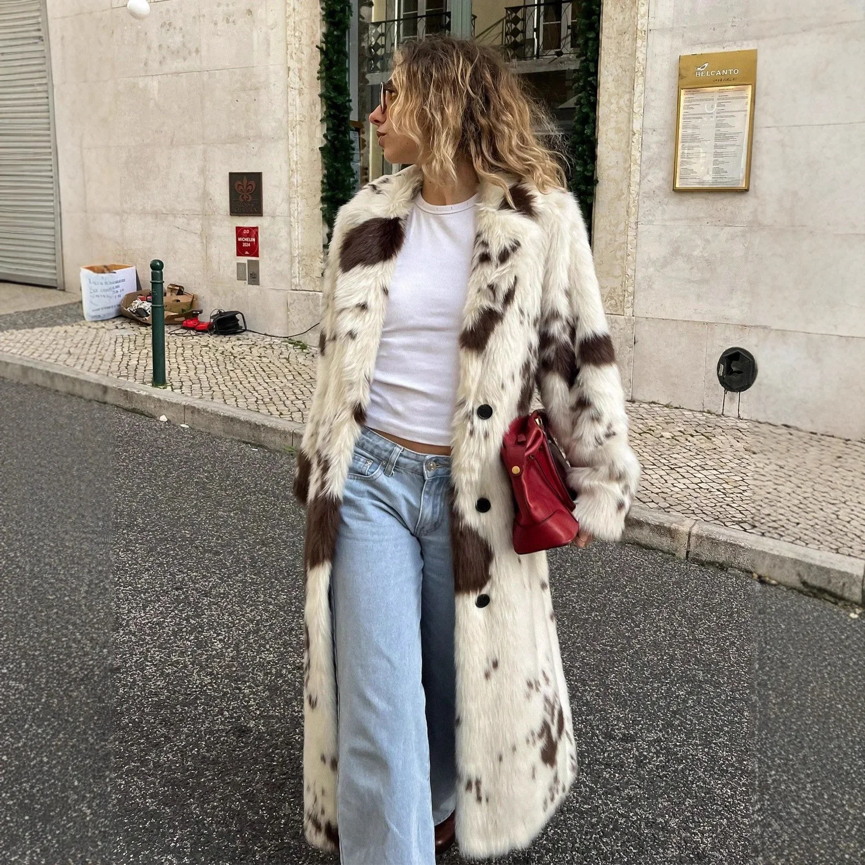 Long Faux Fur Coat Women's Winter Jacket Luxury Minimalist Maxi Overcoat Elegant Formal Winter Coat 2025 Season