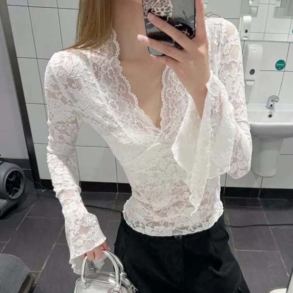 

Low Collar Lace Bottomed Blouse Spicy Girl Outfit See-Through Long Sleeve Mesh Top V-neck Undershirt French Style