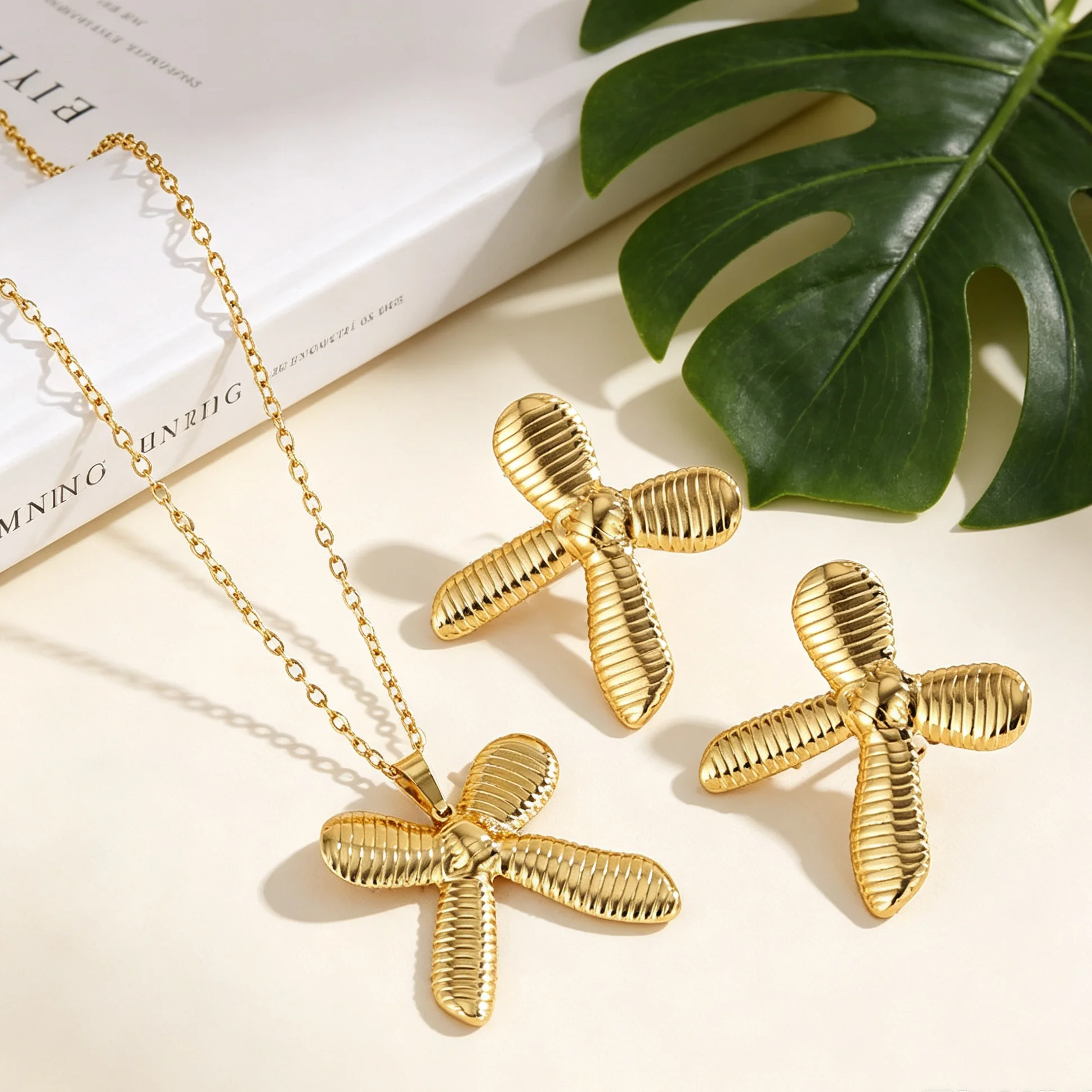 1Set Vertical Striped Bow 2Pcs Jewelry Set, Textured 3D Bow Necklace Stud Earrings For Women Daily Office Wear
