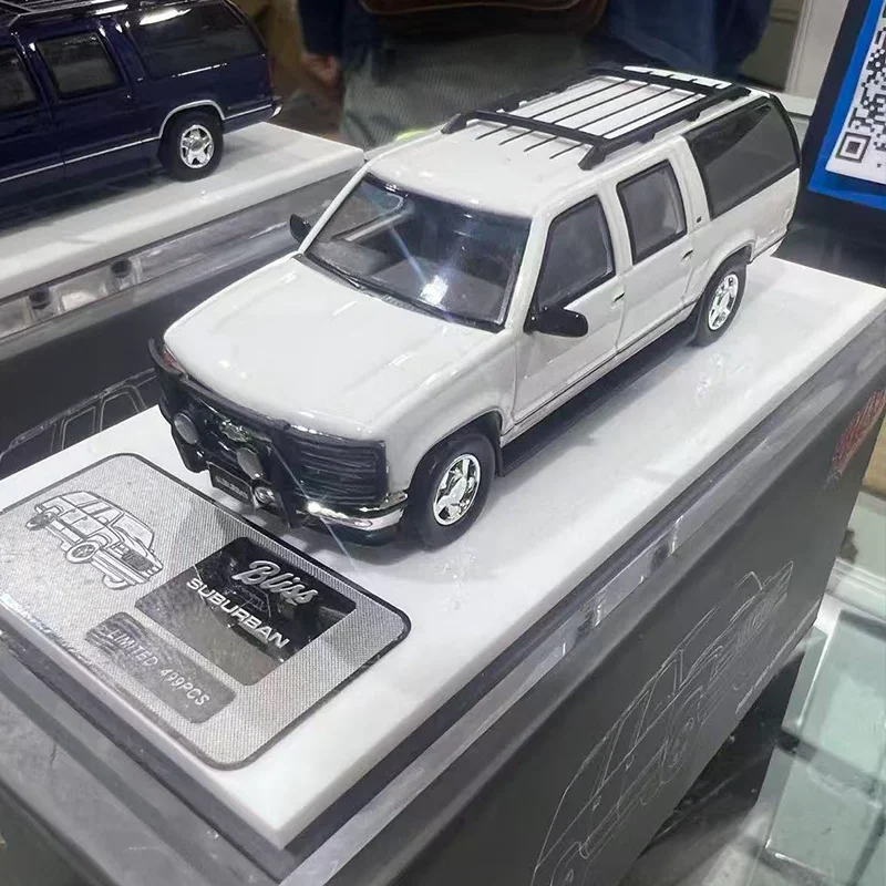 New 1:64 Bliss Gmc-Suburban Gmt400-Chevrolet 2026 Hec Tmcs New 1:64 Bliss Gmc-Suburban Gmt400-Chevrolet 2026 Hec Tmcs