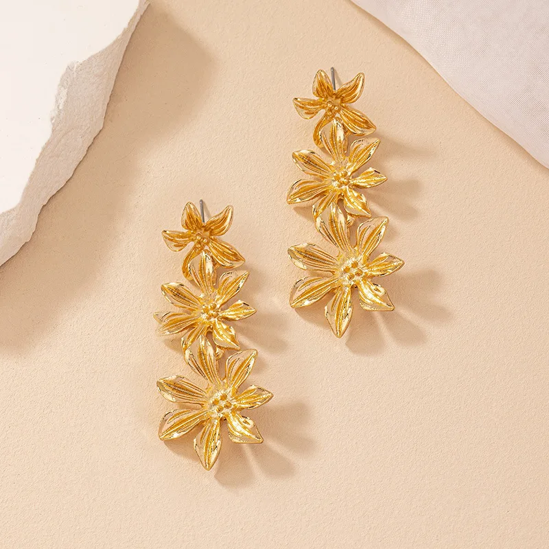 Geometric Metal Flower Long Earrings For Women Party Gift Holiday Fashion Jewelry Ear Accessories AE108