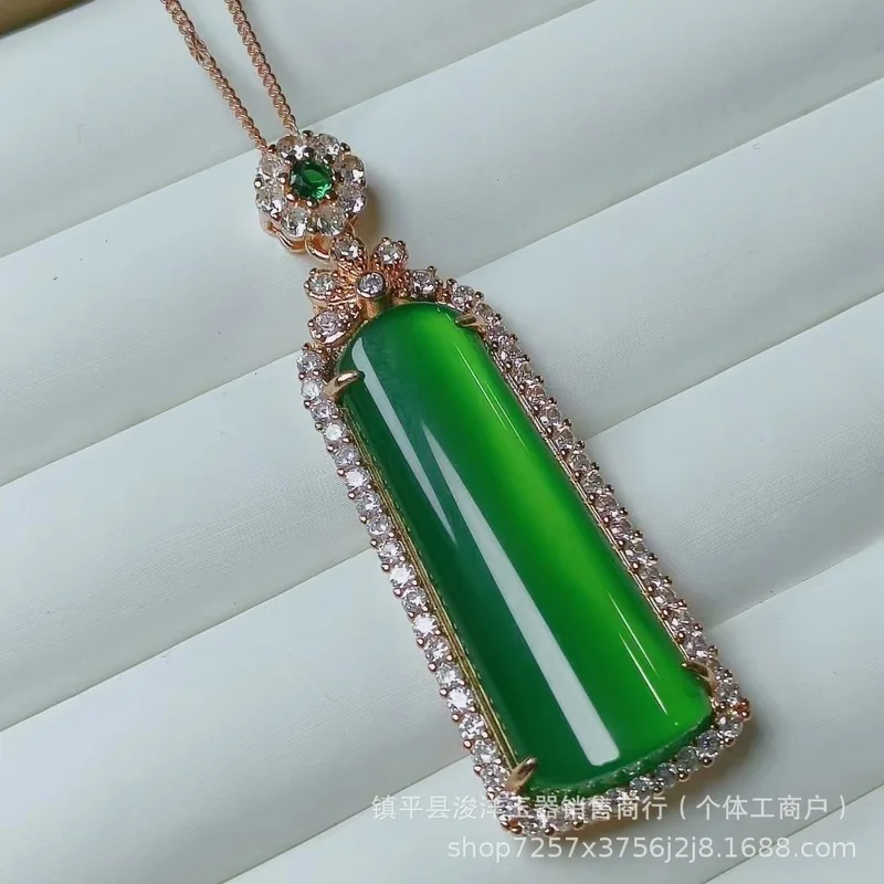 Pendentif en chrysoprase de jade glacé naturel, amulette de paix et de tranquillité, incrustation plaquée argent, collier tendance