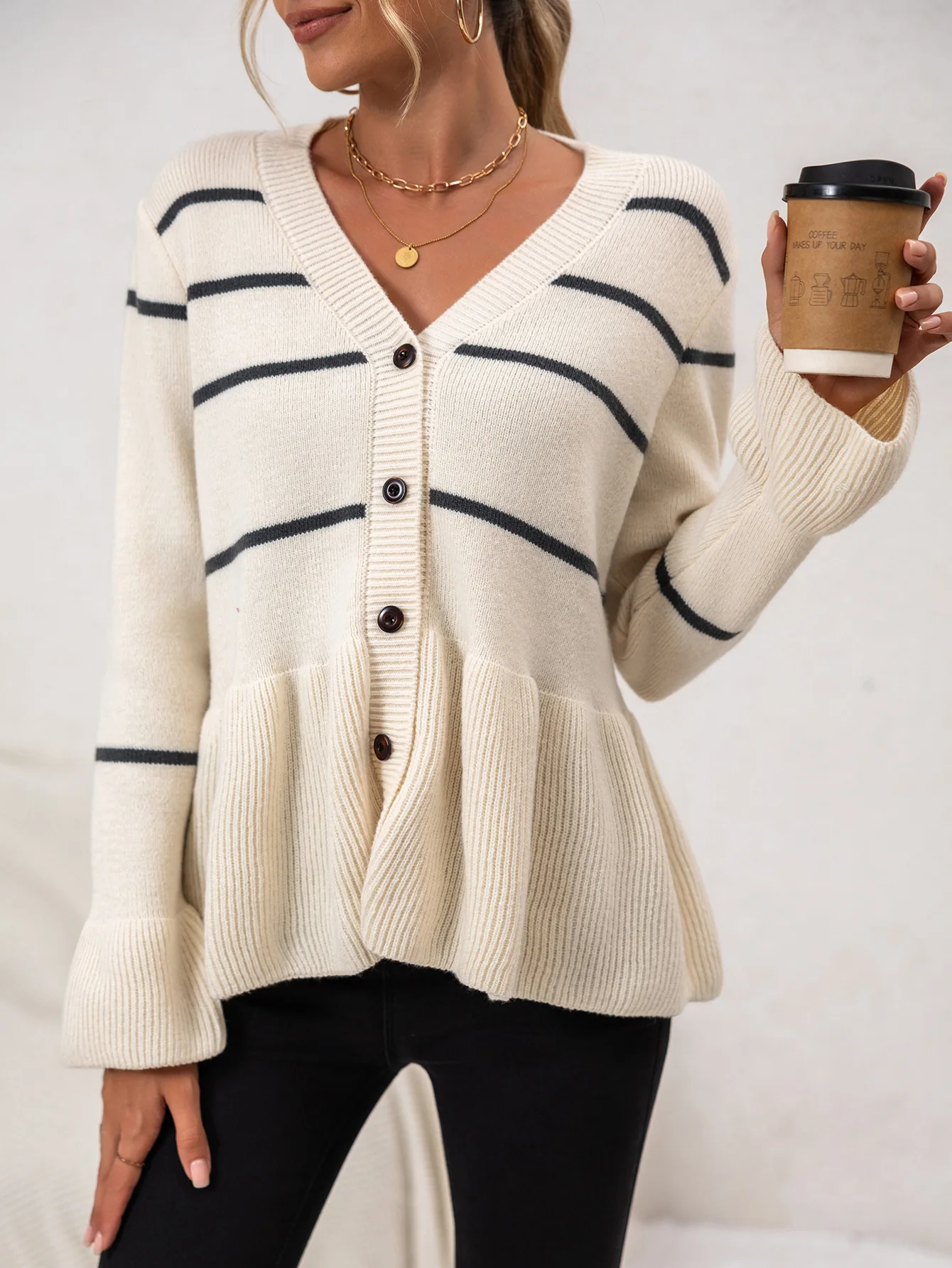 

New V-neck striped lazy loose knit long sleeved sweater for autumn and winter cardigan