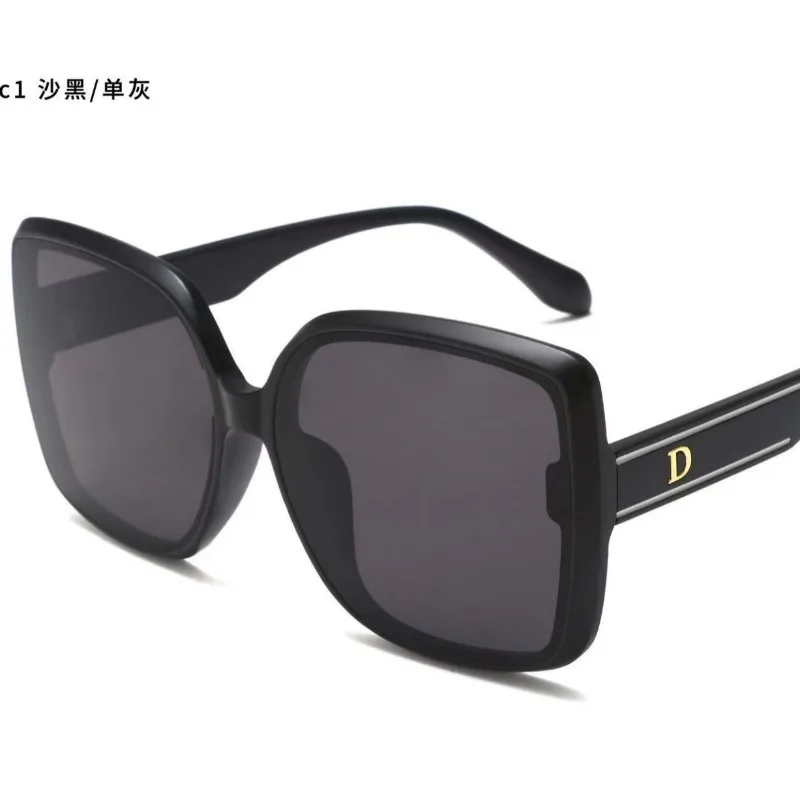 

​​2025 D Logo Sunglasses Unisex, UV400 Retro Luxury Lightweight Polarized for Driving & Street Style​​