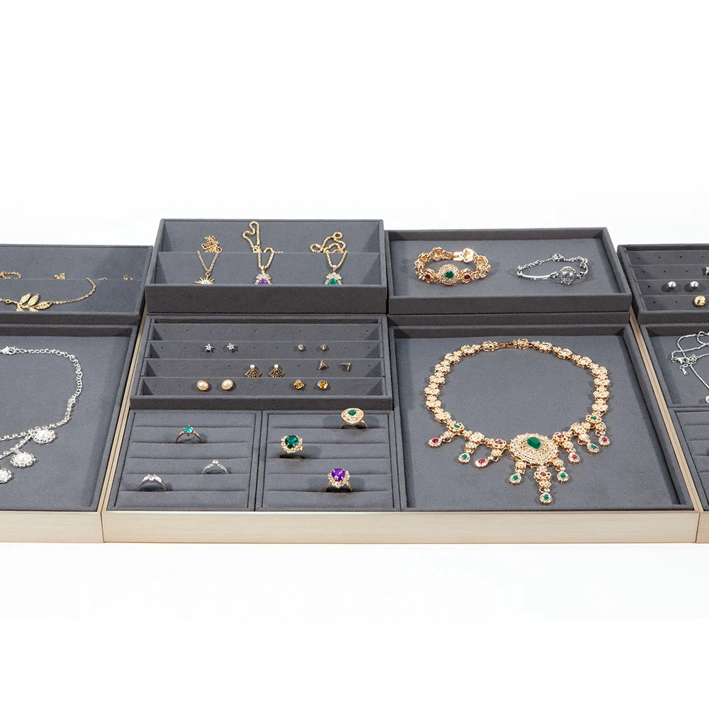 Custom Material Pu Leather Metal Paper Cardboard Microfiber Available Ring Necklace Bracelet Earring Holder Jewelry Display Tray