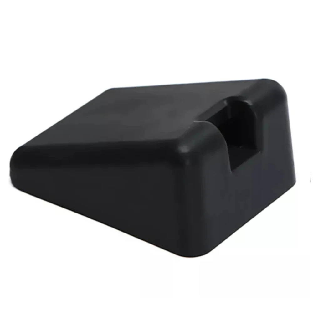 ​High-Quality Material Hood Bumper Support To Providing Safety For Peterbilt Hood Bumper Support # L85-6081 M75681 L856081