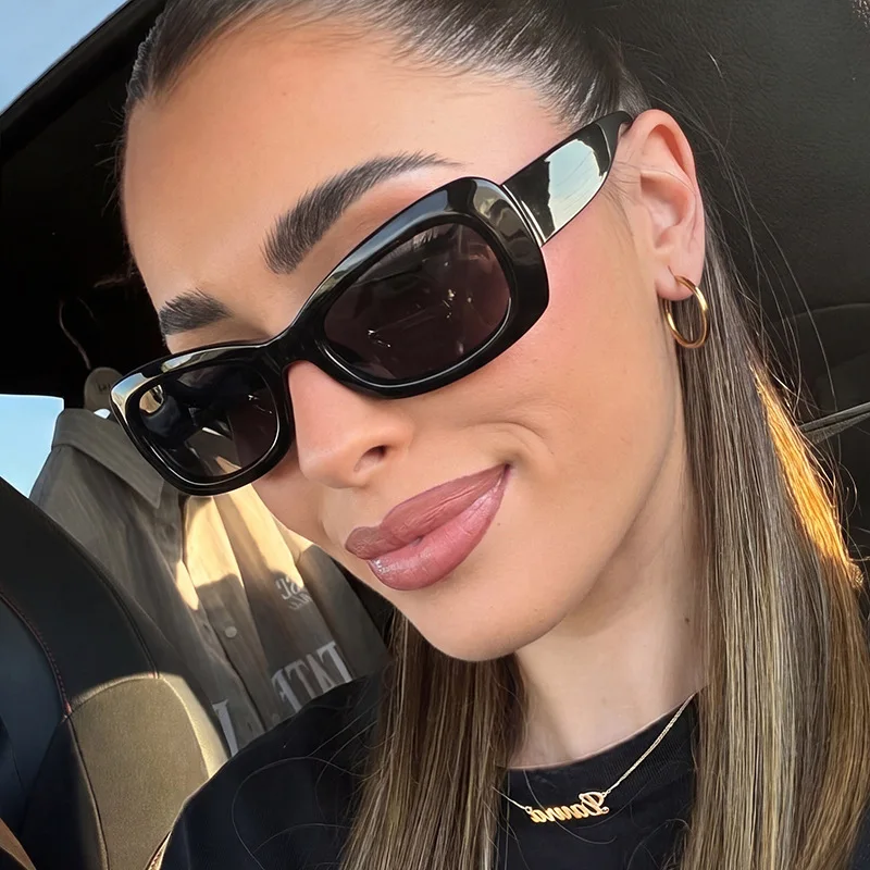 2026 Neue Cat-Eye-Schmetterlings-Sonnenbrille für Damen – Minimalistische UV400-Sonnenbrille, modisch und trendig für Outdoor und Reisen