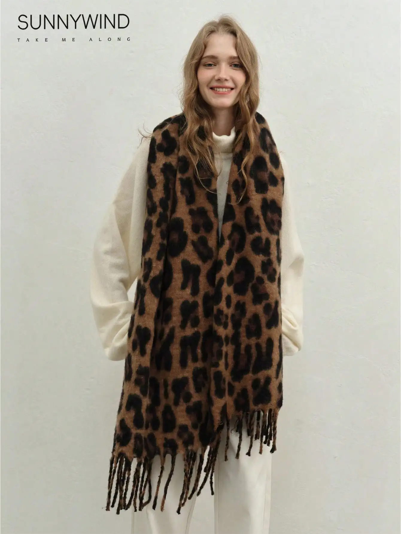 

1pc Women Leopard Print Women Scarf, Elegant Versatile Winter Shawl, Suitable For Daily Use
