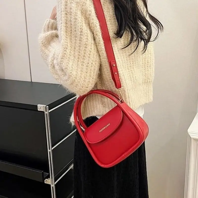 

Fashionable Women's Trendy PU Leather Handbag Compact Small Crossbody Purse 20CA
