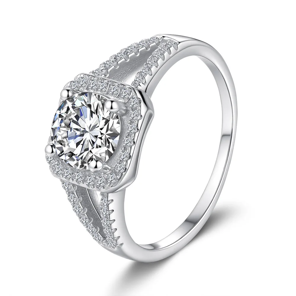 

S925 sterling silver D color moissanite 1 carat sugar cube ring, Valentine's Day gift, gift box and certificate
