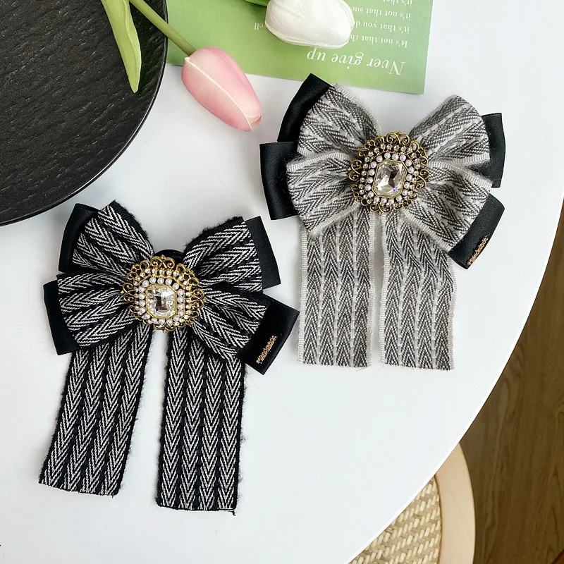 

New Women's Retro Rhinestone Bow Tie Korean Fashion Professional Dress Shirt Brooch Pin Hair Accessory Dual-purpose Accessory