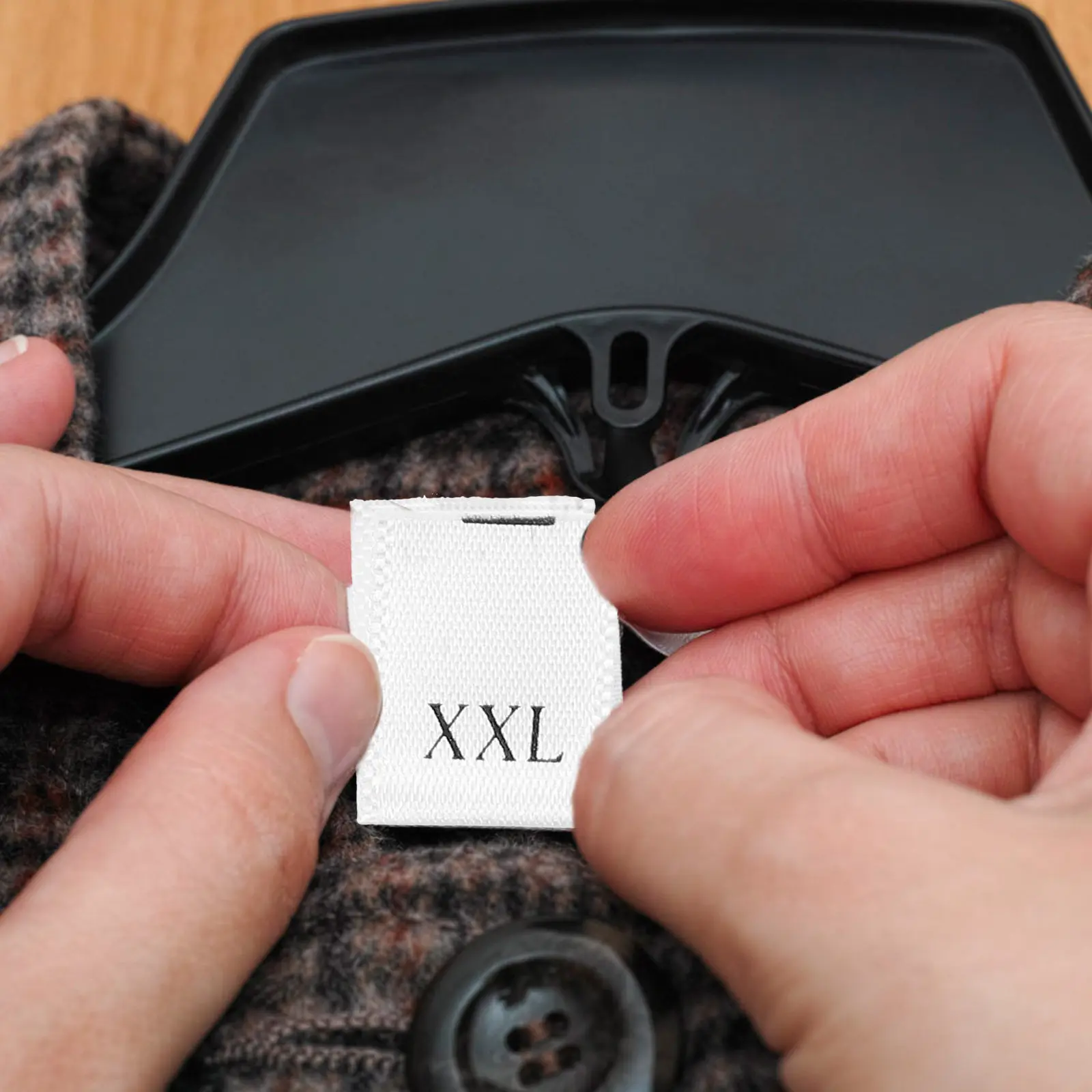 

500Pcs Size Labels for Clothing Fabric Sewing Labels Washable Clothes Size Tags for Garments Knitting Sewing Craft Projects