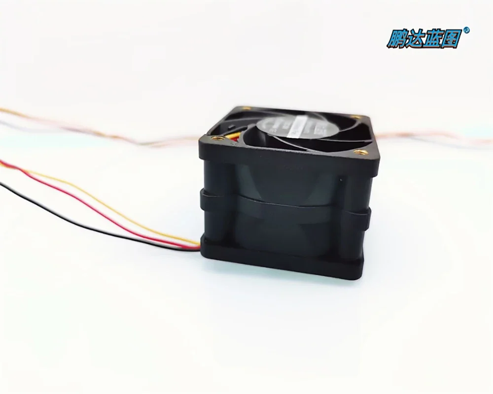 

Фабрика 4028 двойной шарикоподшипник 5 В 0,09 А выхлопной бесщеточный 4 см охлаждающий вентилятор 40*40*28 см