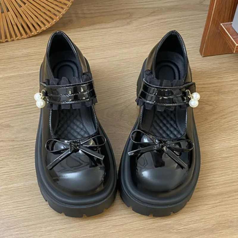 Zapatos Mary Jane de tacón cuadrado, novedad de otoño, punta redonda, boca poco profunda, perla, plataforma de una banda, zapatos individuales de tacón alto antideslizantes