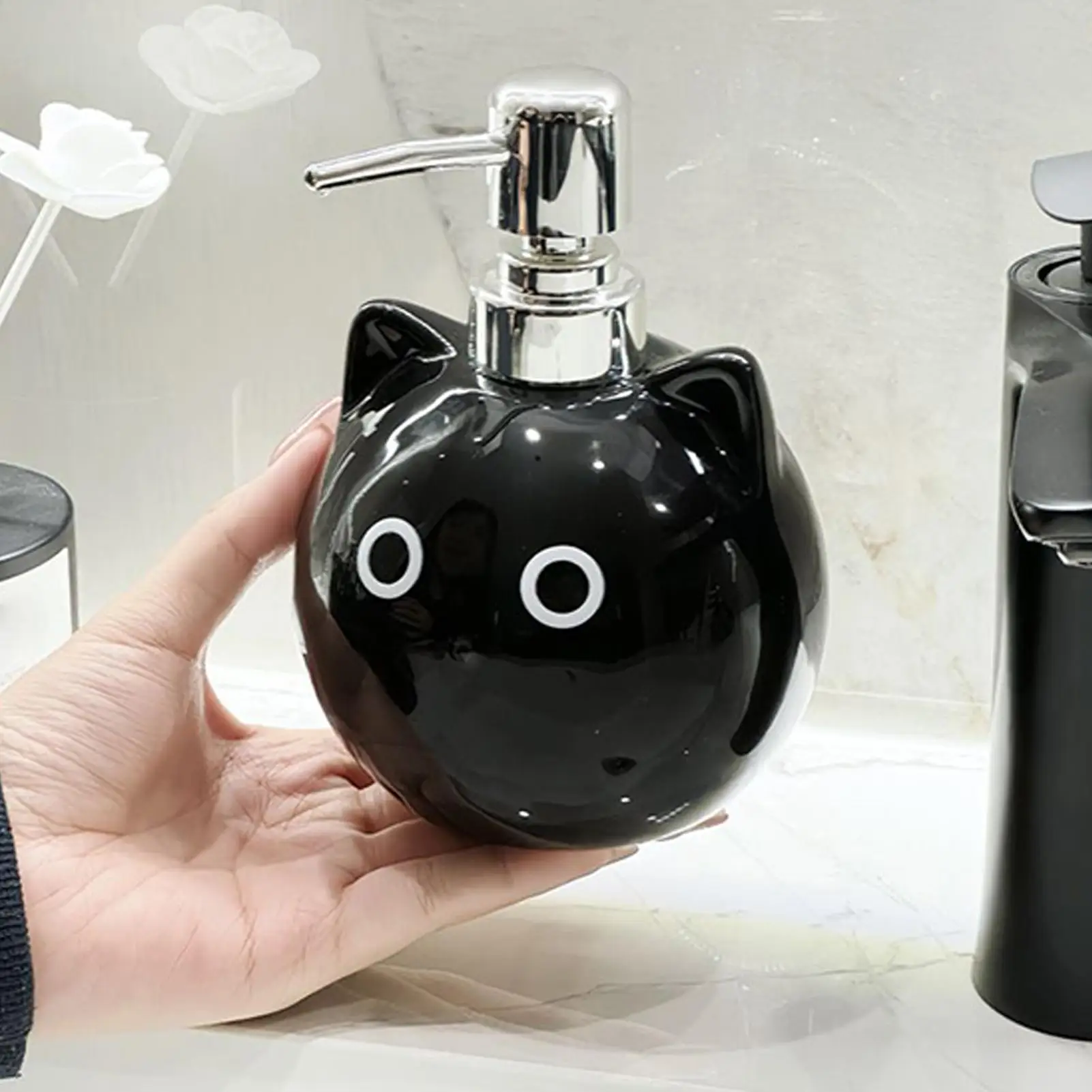 Hand Soap Bottles Empty 480ml Lightweight Non-Drip Black Cat Ceramic Empty Refillable Pump Containers for Shampoo Body Toner