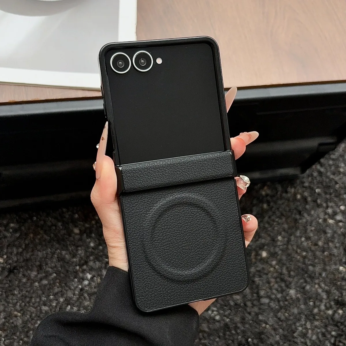 Luxury Leather Magnetic For Samsung Galaxy Z Flip 8 7 6 5 Flip7 FE Phone Case for Magsafe Shockproof Hinge Protection Cover