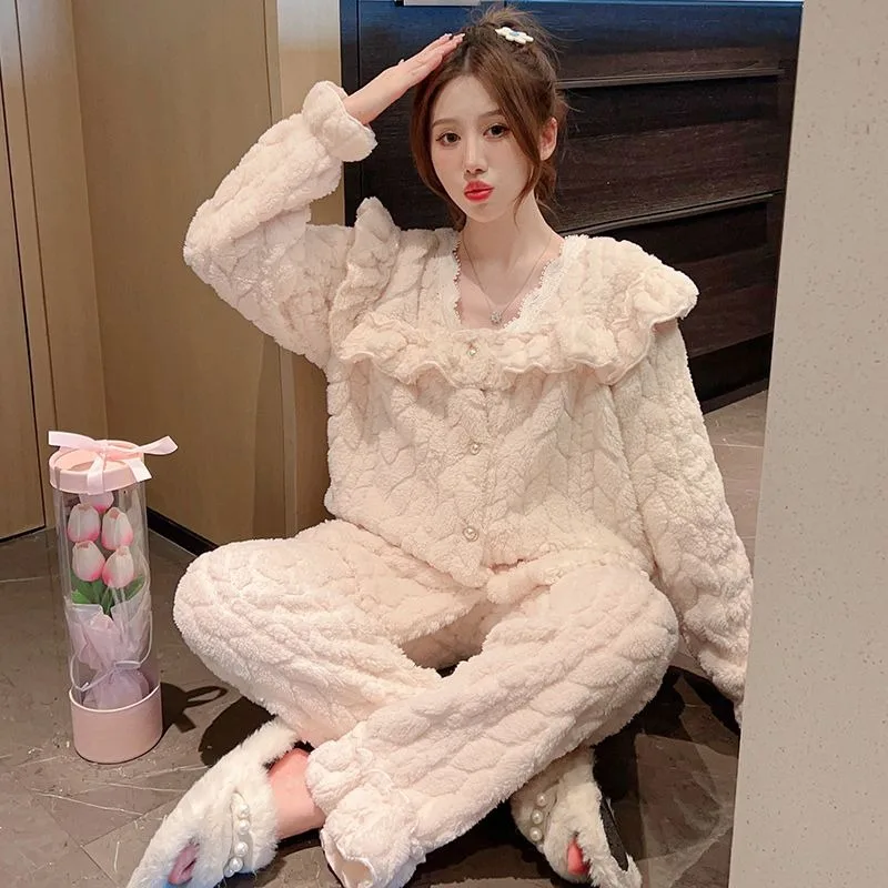 wintertime online celebrity New style In vogue Pajamas female sweet Long sleeve Lazy wind A loungewear set Can be worn outside