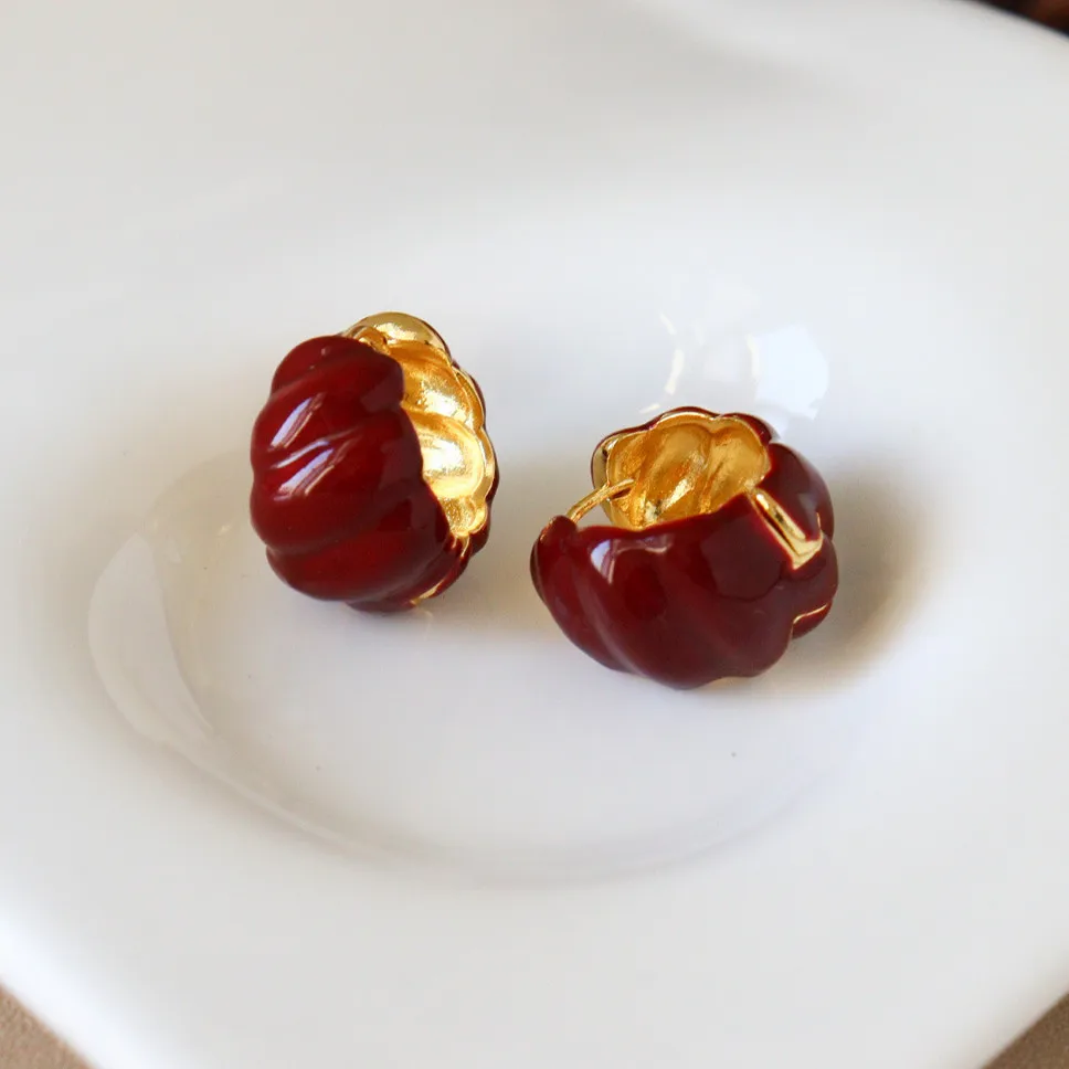 

New Red Enamel Cube Irregular Wave Hoop Earrings for Women Punk Big Statement Geometric Huggie Ear Jewelry Girl Gifts