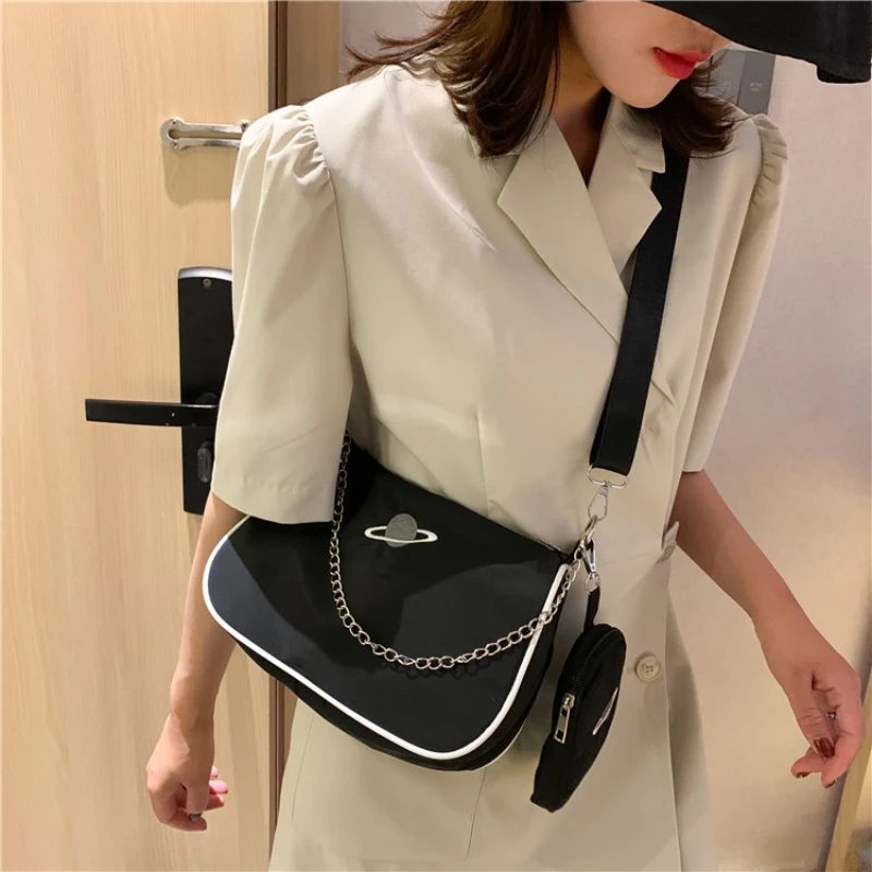 New Popular Versatile Diagonal Cross Bag with Chain Bar, Underarm Arm, Stick, Shoulder Bag