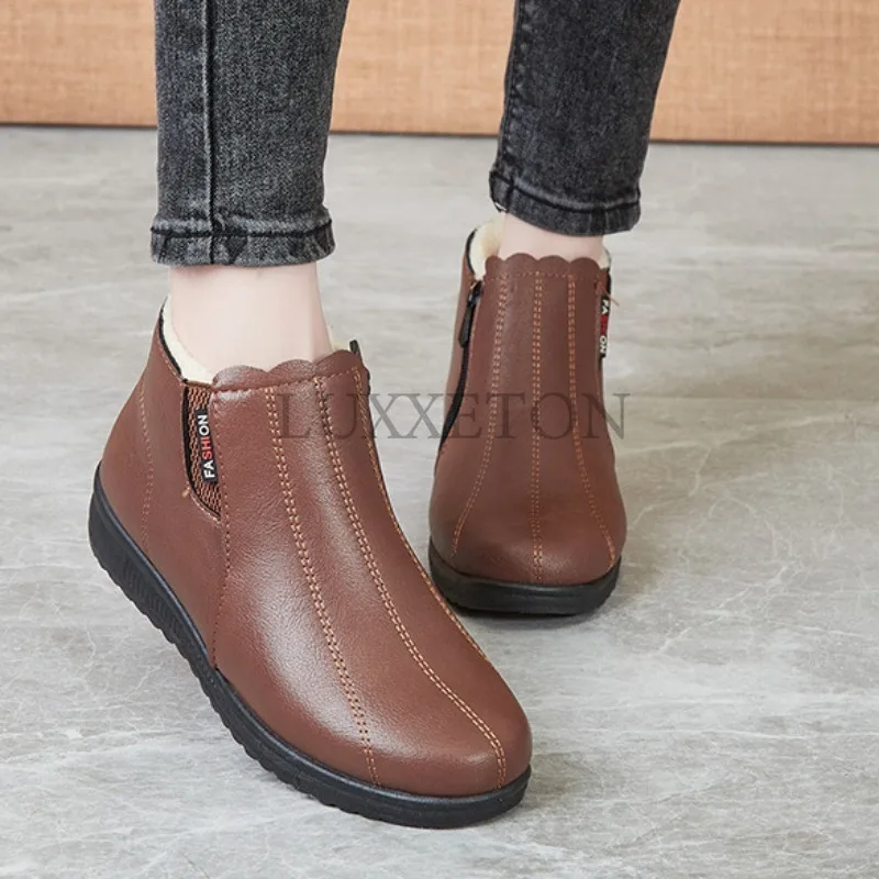 Flat Bottomed Low Heeled Round Toe Mother Shoes Elderly Cotton Shoes Soft Soled Short Boots Women Plush Warm Snow Boots