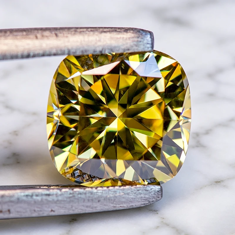 Moissanit-Stein im Kissen-Schliff, zitronengelb, im Labor gezüchteter Edelstein für die Herstellung von DIY-Schmuck wie Ringen, Halsketten und Ohrringen, mit Zertifikat. – Detail 5