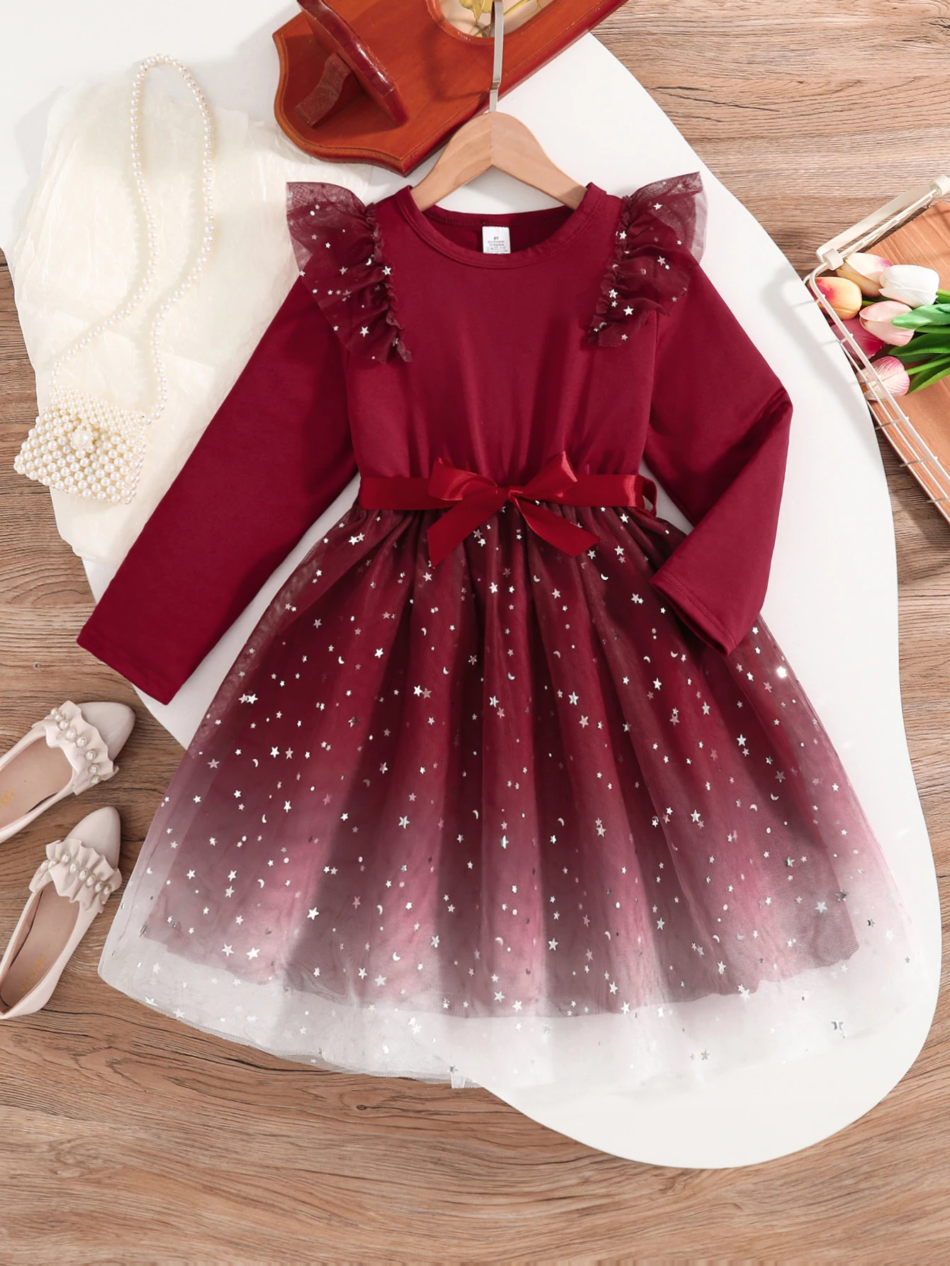 Spring and Autumn Girls' Clothing: Elegant Dresses with Star and Moon Mesh A-Line Design, Long Skirts with Ruffled Sleeves and Collar, Sleeveless Party Dresses, Suitable for Christmas, Carnival, and New Year
