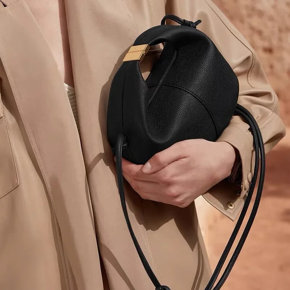 

Autumn and winter bento bag, genuine leather women's bag, new niche design, fashionable single shoulder crossbody handbag