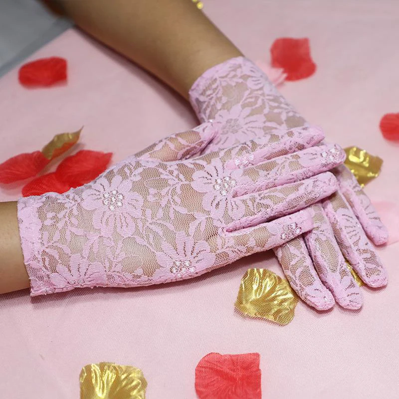 Women Sexy Lace Gloves Summer sunscreen Full Finger mittens Lace Floral Driving Gloves Sheers Elegant Lady Wedding Gloves