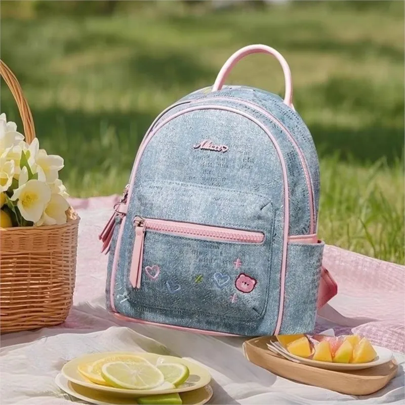 Niebieski denimowy haftowany plecak z misiem damski mini delikatny plecak szkolny damski uniwersalny casualowy kompaktowy Mochilas Mujer