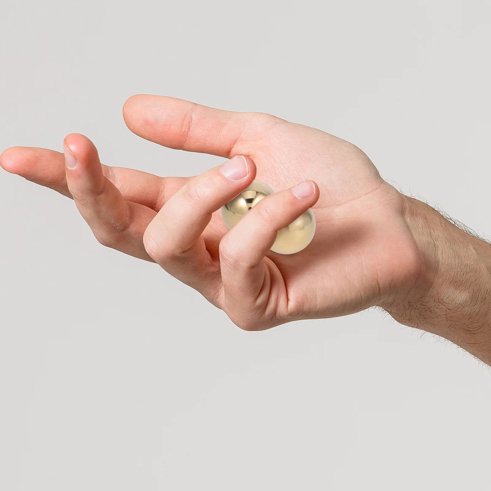 

2Pcs Chinese Health Exercise Massage Balls 38mm Brass Hand Grip Fitness Tool for Muscle Massager Grip Strength Trainer