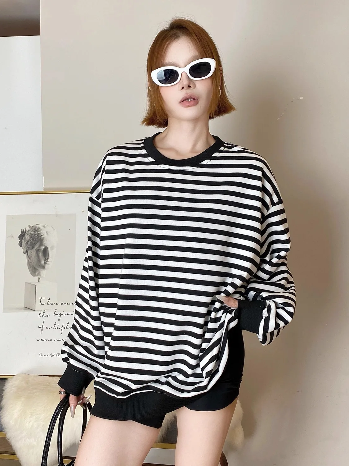 

Women's round Ne Sweatirt Spring Autumn Loose Fit Overhead Striped Korean Sle Faionable New Arrival 2025 Fall Season