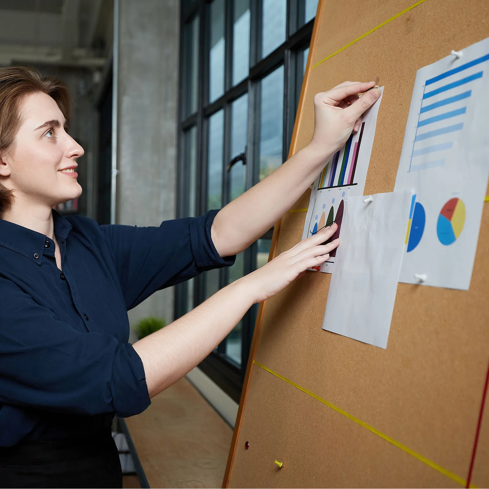 20 قطعة 4x3 "1/8" سميكة لوحة الفلين البلاط ذاتية اللصق مسدس لوحة الإعلانات عرض لوحة الفلين لجدار المنزل مكتب الفصول الدراسية لتقوم بها بنفسك