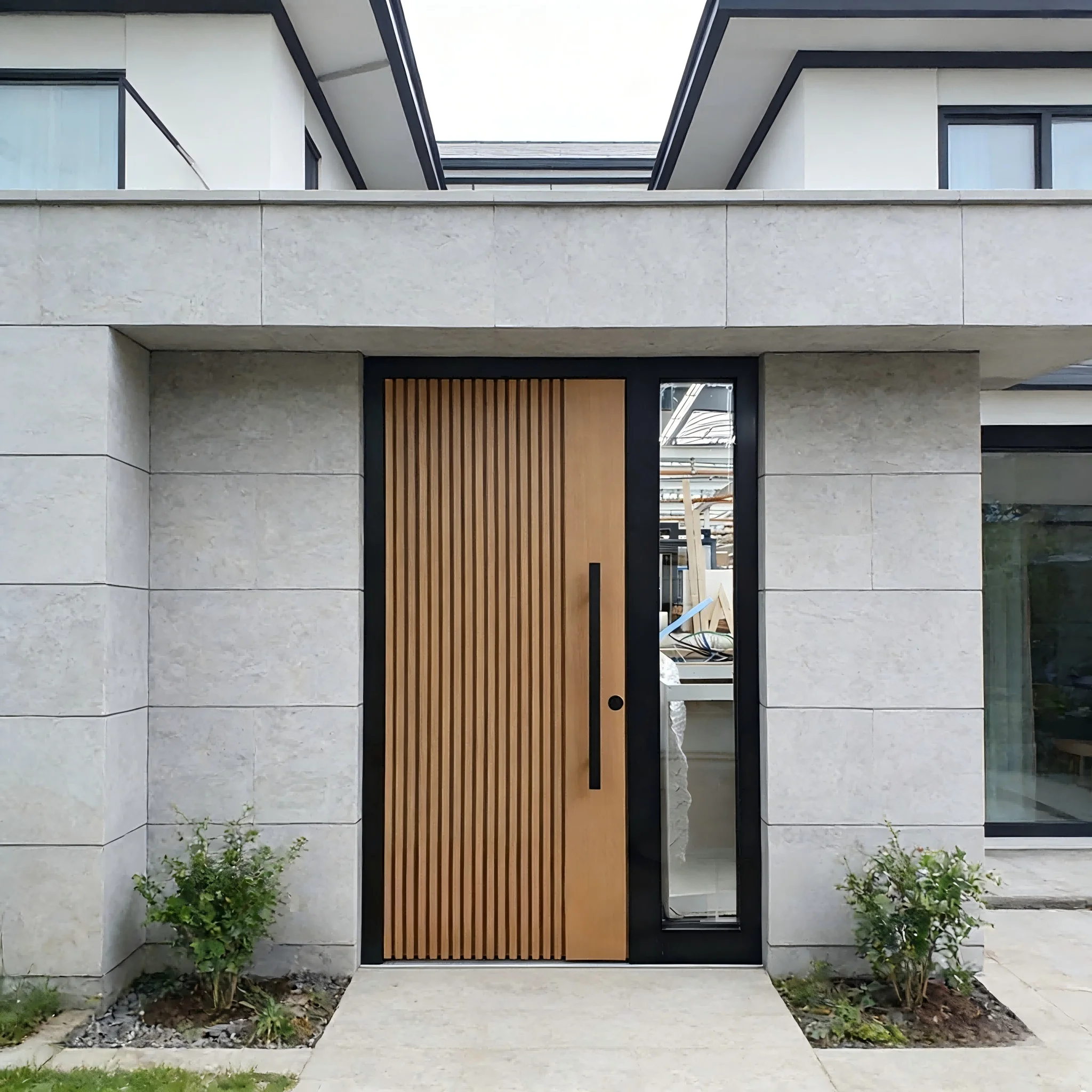 Household Wood Grain Color Striped Aluminum Alloy Entrance Door with Side Opening Window Good Lighting Manual Hinged Doors